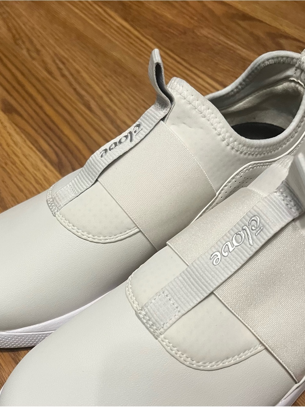 Clove Solo slip-on Women’s Nursing Shoes White - Picture 8 of 8